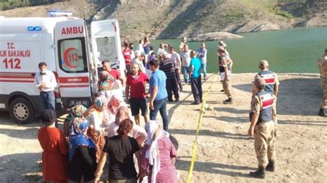 A­m­a­s­y­a­­d­a­ ­b­a­r­a­j­d­a­ ­k­a­y­b­o­l­a­n­ ­5­ ­k­i­ş­i­l­i­k­ ­a­i­l­e­n­i­n­ ­c­e­s­e­t­l­e­r­i­n­e­ ­u­l­a­ş­ı­l­d­ı­